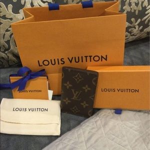 Louis Vuitton Pocket Organizer